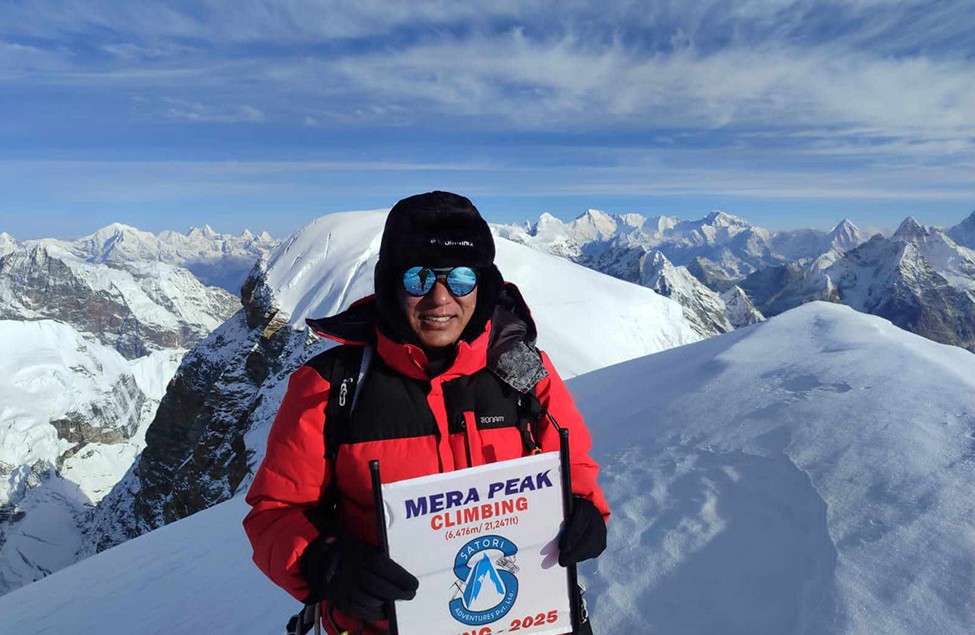 Top of Mera Peak