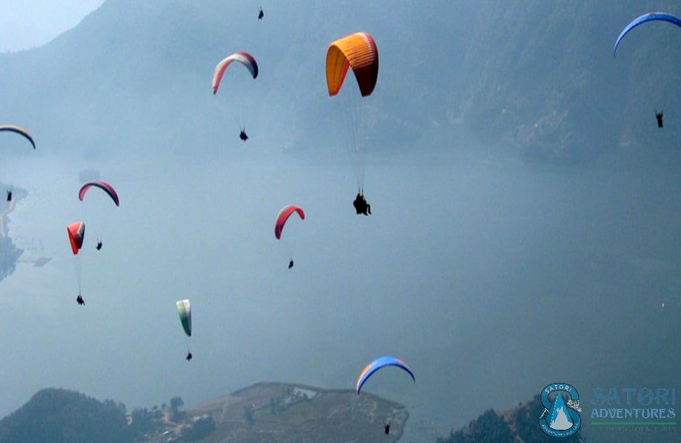 Paraglading in Nepal