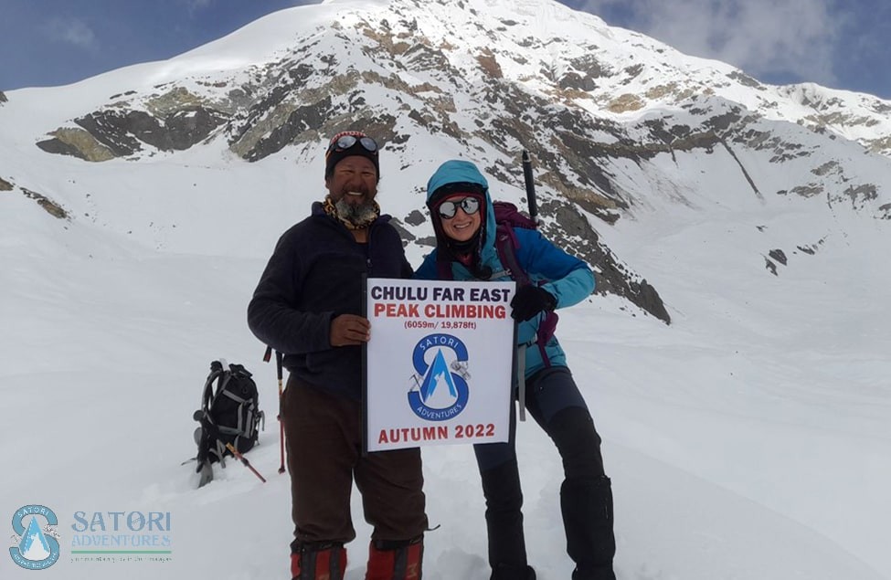 Pisang and Chulu east Peak